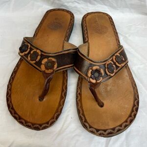 Artesian handcrafted Floral Leather Sandals ladies sz 6